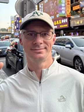 Foreign men for dating