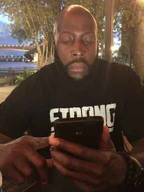 American men looking for love