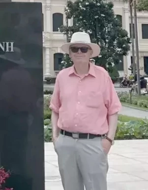 English men looking for love