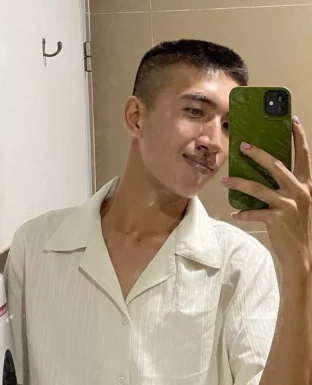 Foreign men for dating