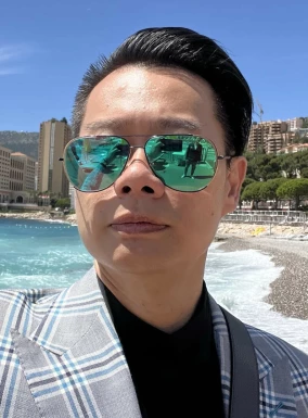 Foreign men for dating
