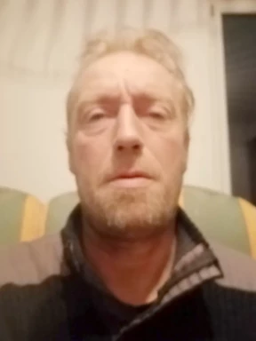 French men looking for love